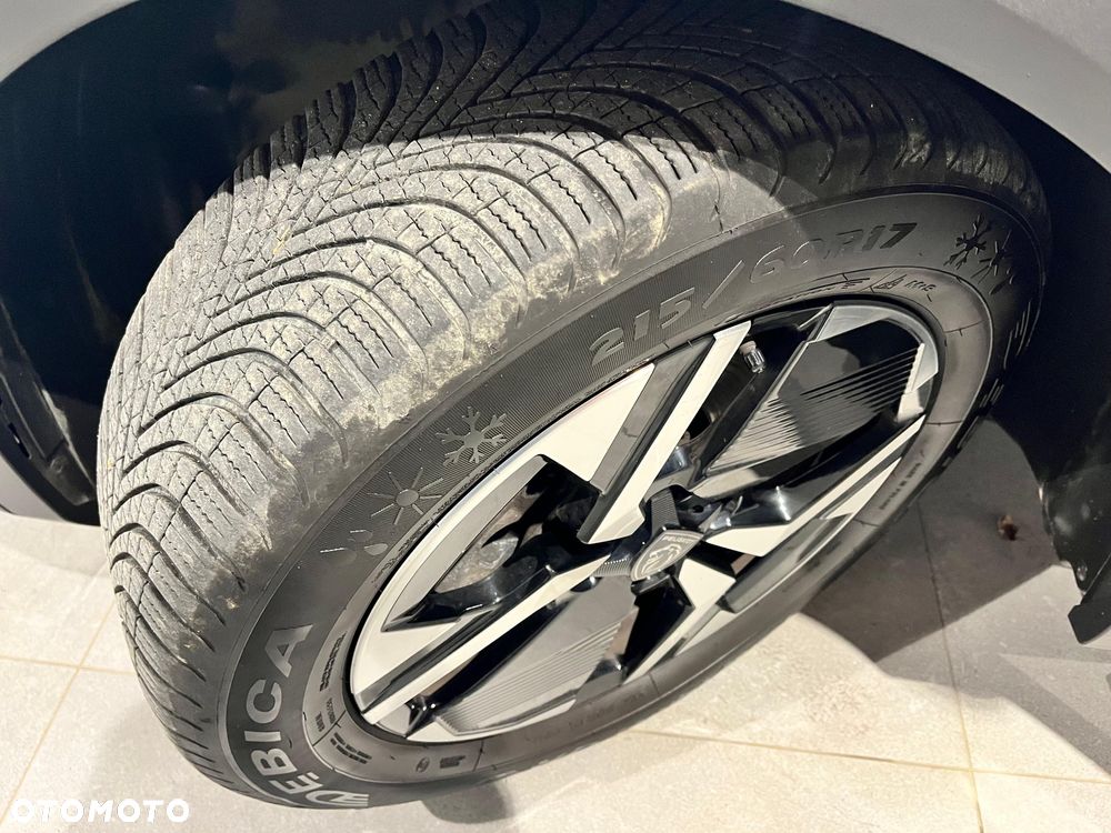 Peugeot 2008 1.2 PureTech Allure Pack S&S EAT8 - 20