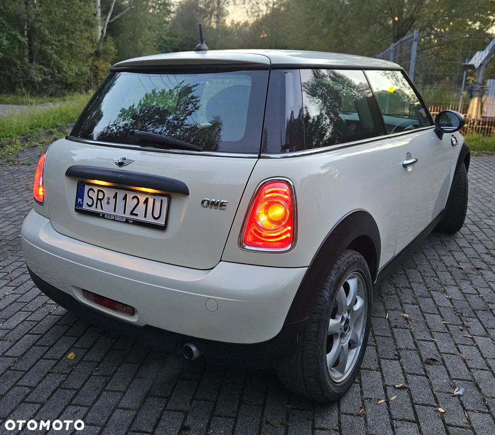 MINI ONE Standard - 4