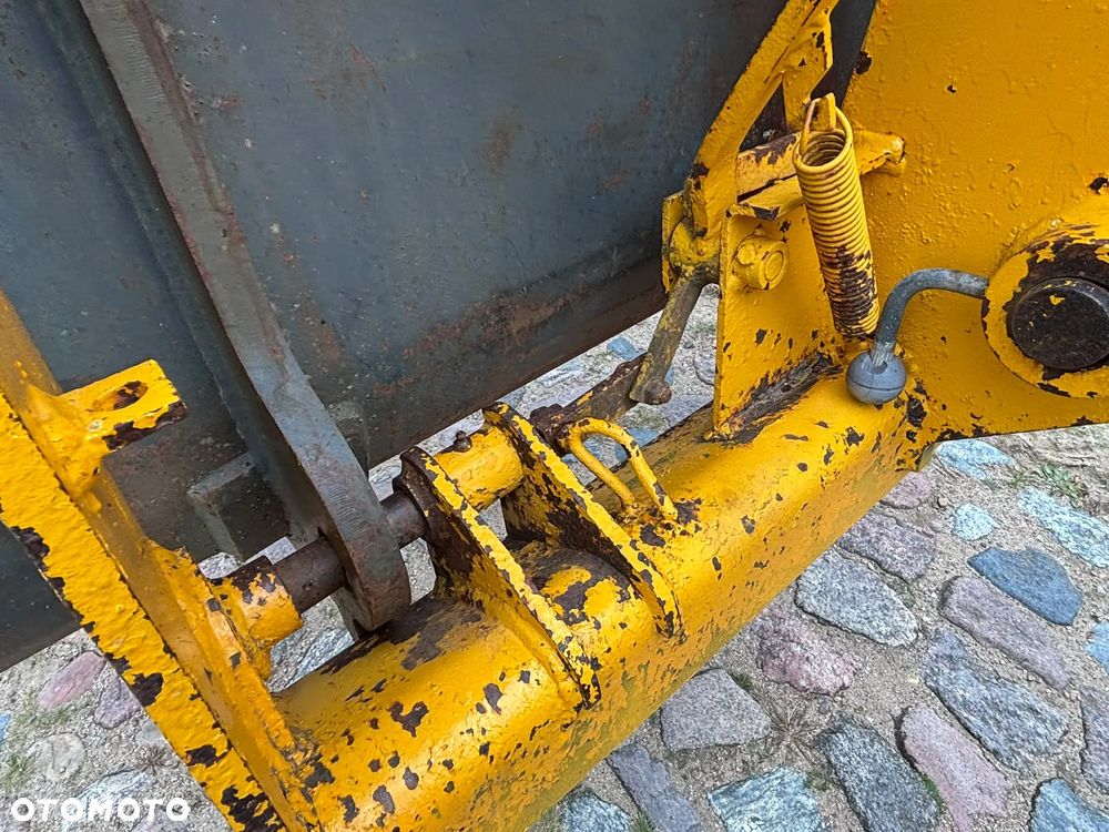 JCB - 18