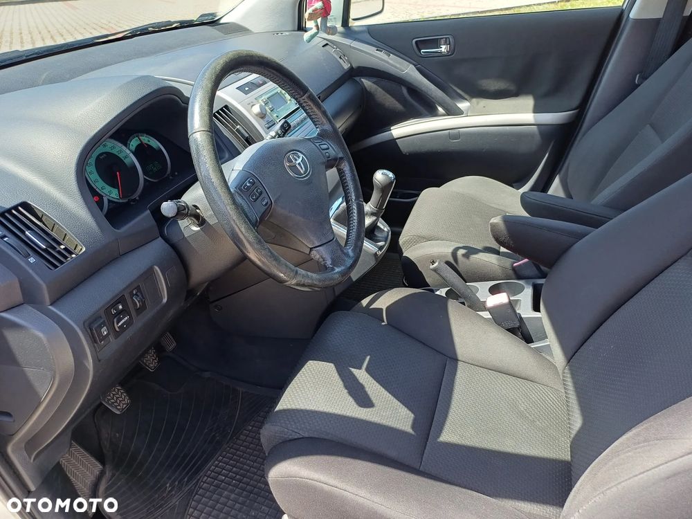 Toyota Corolla Verso 1.8 Sol 7os - 9
