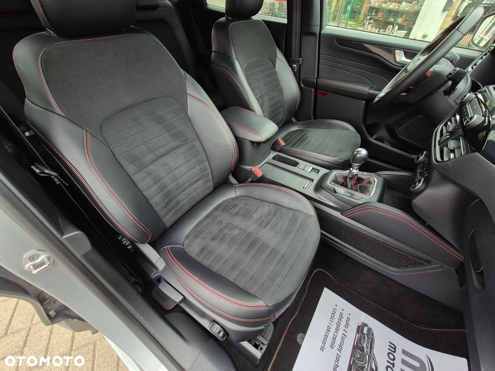 Ford Kuga 1.5 EcoBoost ST-LINE - 22