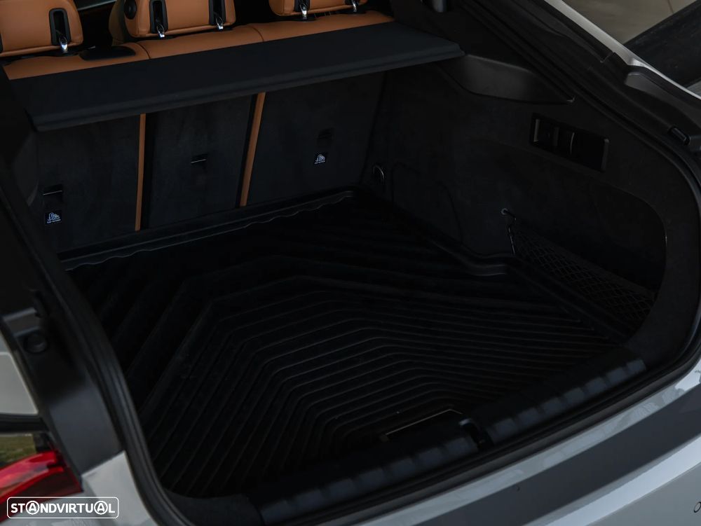 BMW i4 eDrive40 Pack Desportivo M - 38