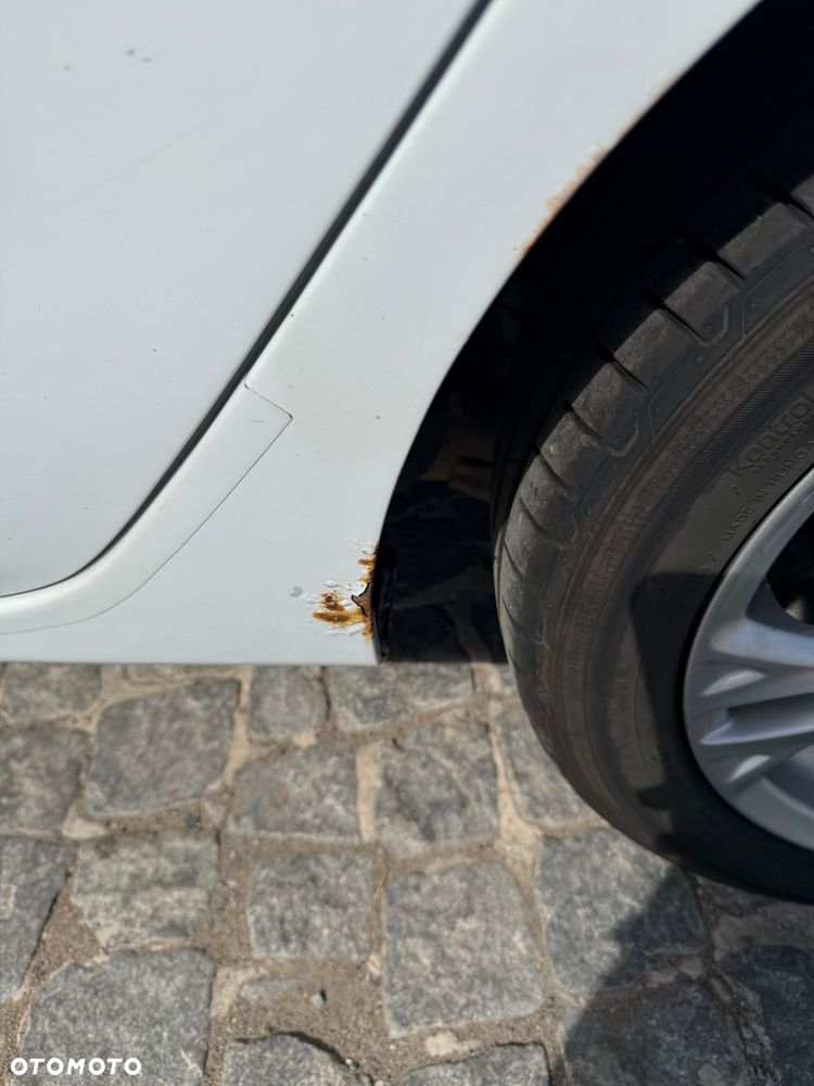 Ford Fiesta - 12