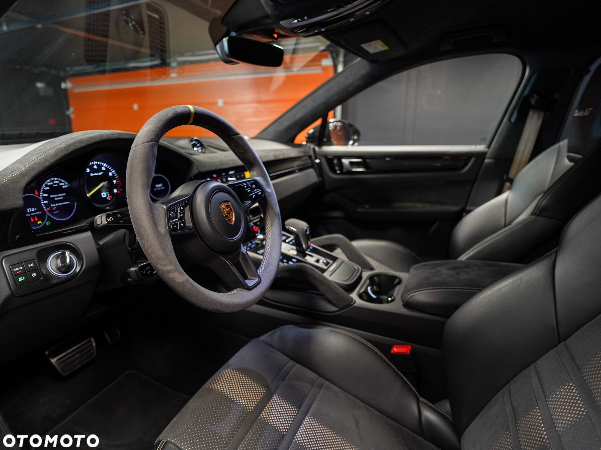 Porsche Cayenne Turbo GT - 15