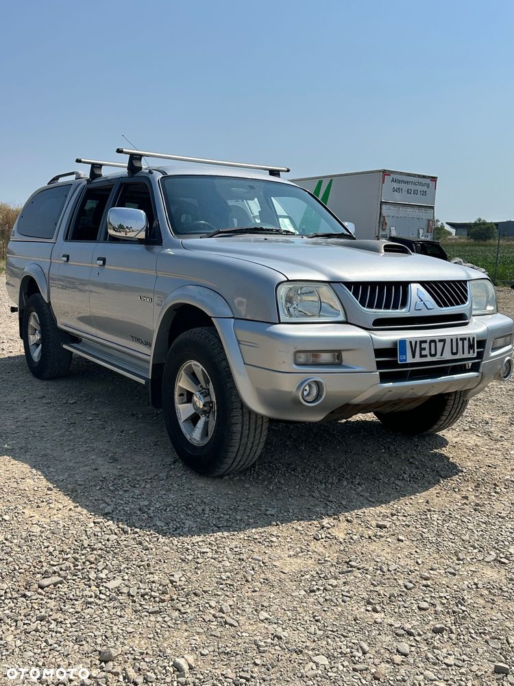 Mitsubishi L200 - 1