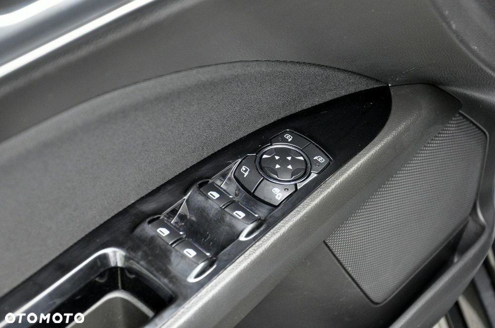 Ford Mondeo - 18