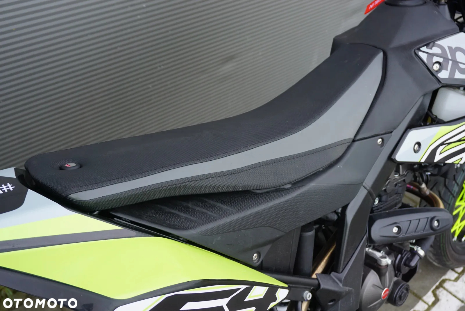 Aprilia SX - 9