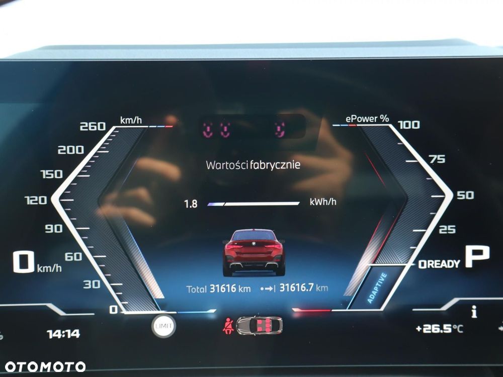 BMW i4 - 24