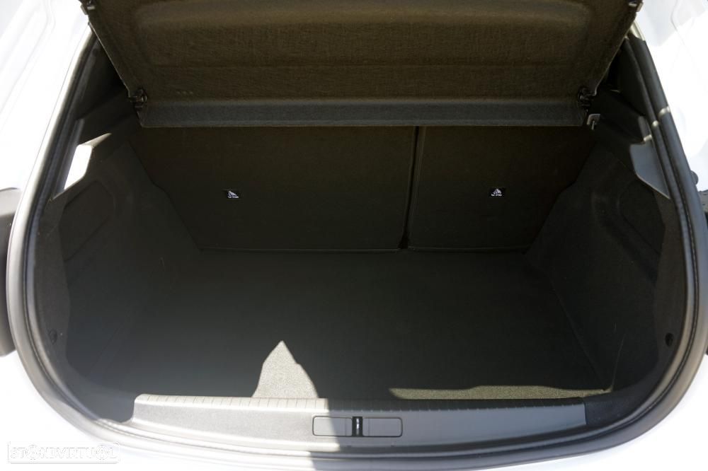 Peugeot 208 PureTech 100 EAT8 Allure - 3