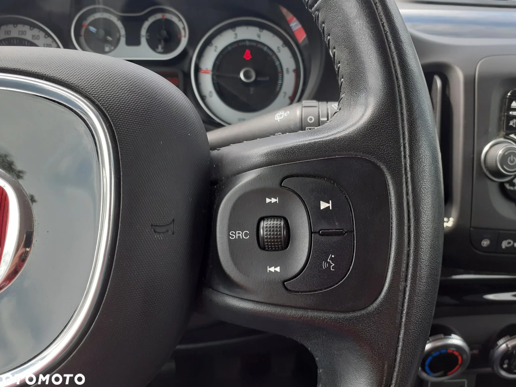 Fiat 500L - 12