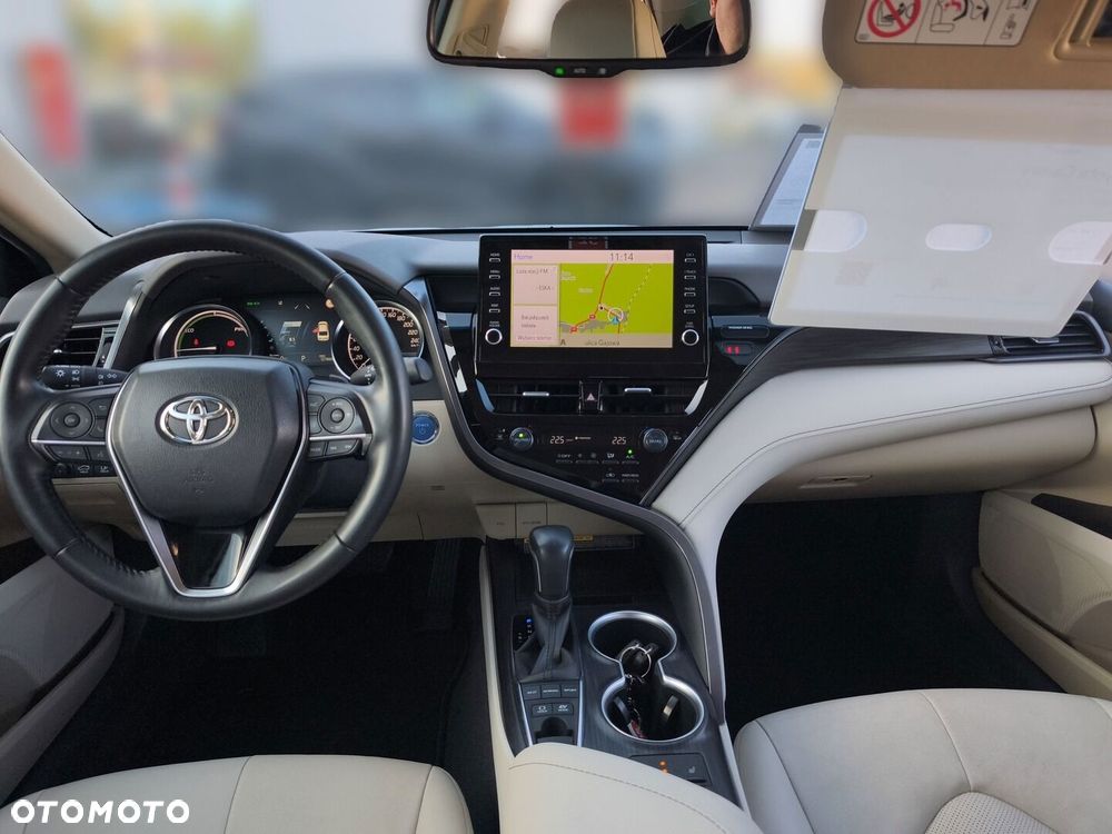 Toyota Camry 2.5 Hybrid Executive CVT - 14