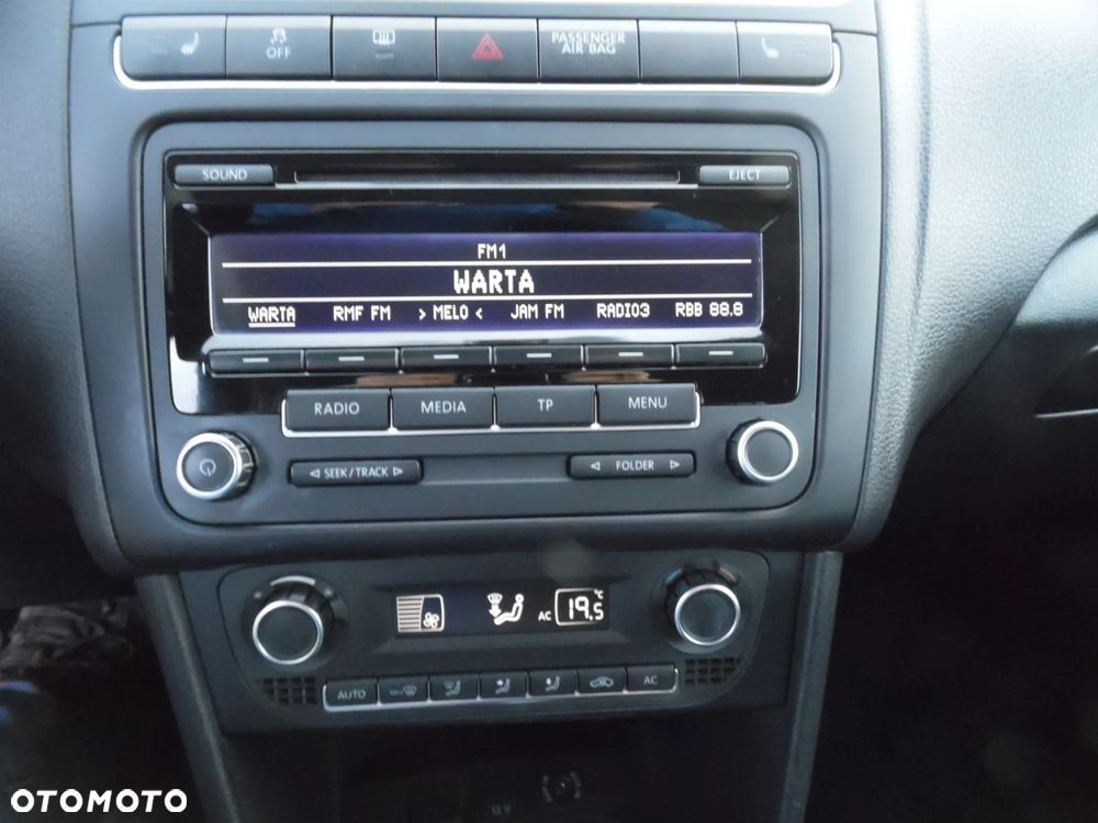 Volkswagen Polo 1.4 16V Highline DSG - 3