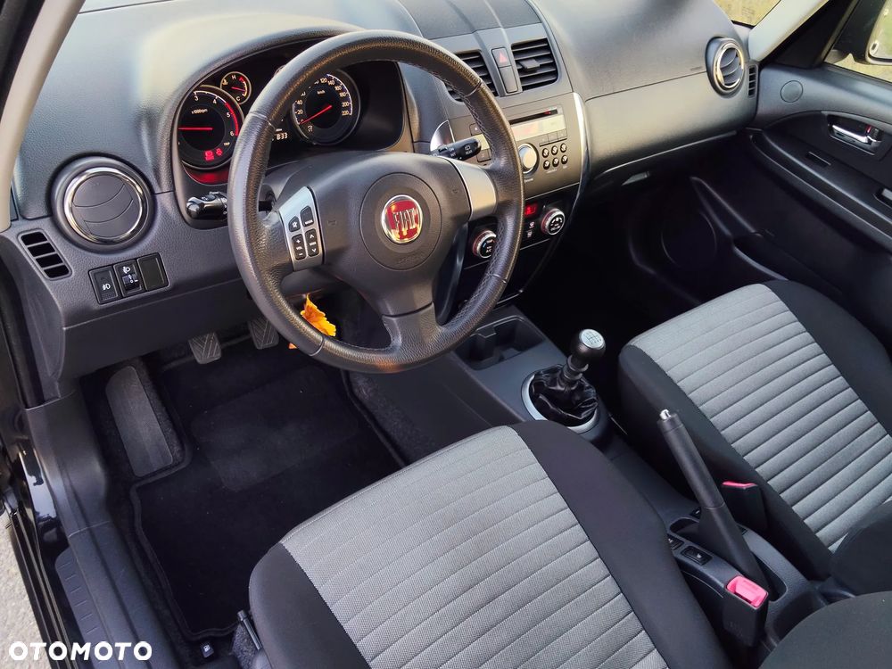 Fiat Sedici 2.0 Multijet 16V 4x4 Emotion - 12