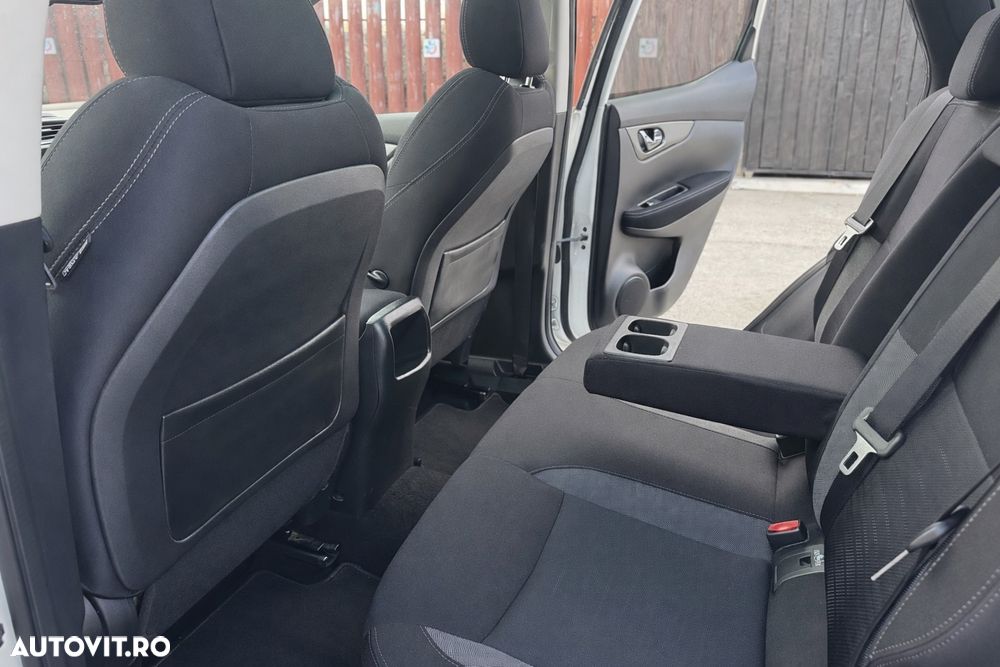 Nissan Qashqai 1.6 DCI Start/Stop Tekna - 8