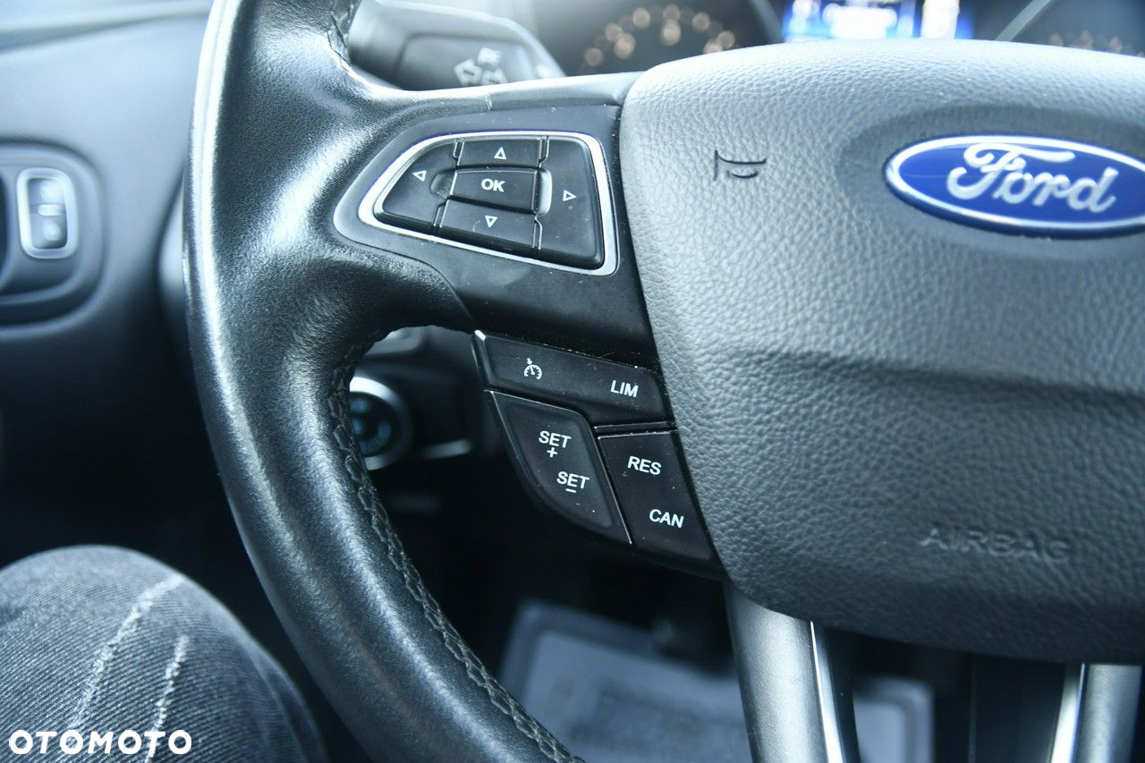 Ford Focus - 27