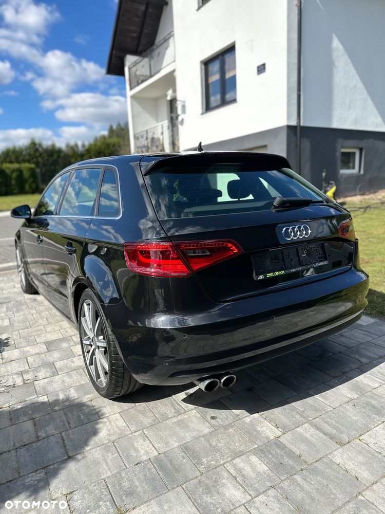 Audi A3 Sportback 2.0 TDI S line Sportpaket - 3