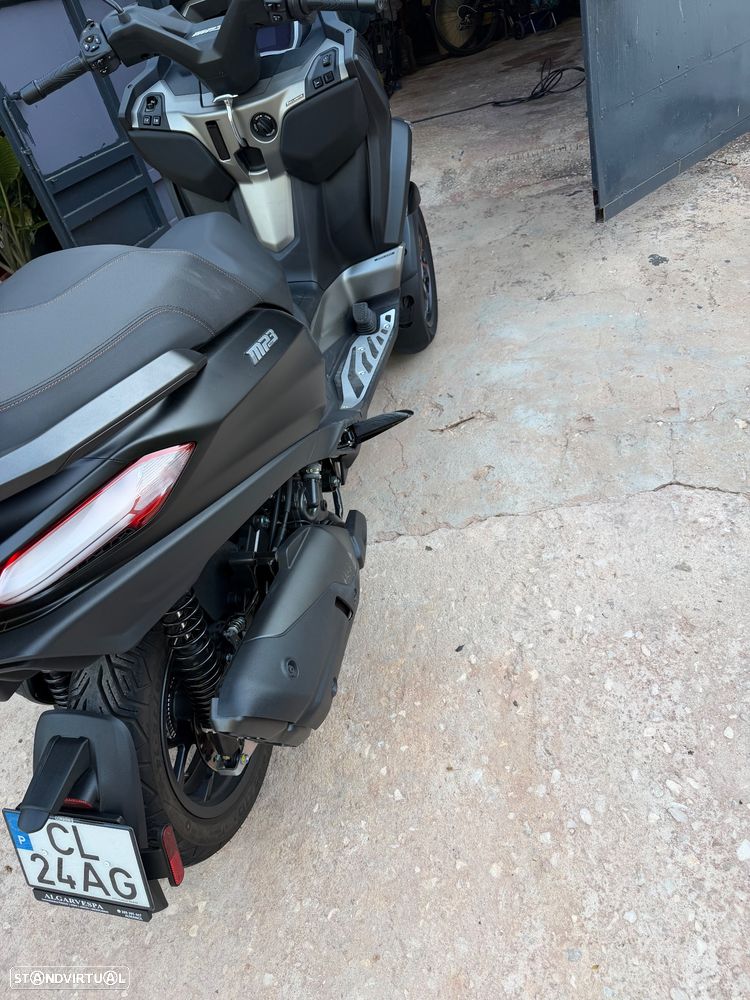 Piaggio MP3 - 3