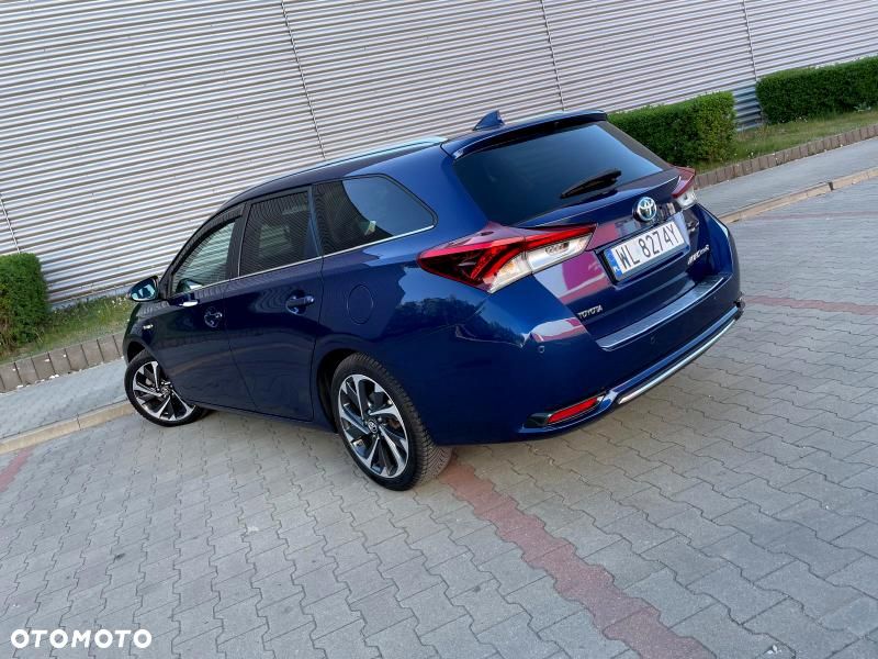 Toyota Auris 1.8 HSD Luna - 3