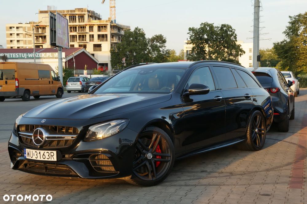 Mercedes-Benz Klasa E AMG 63 S 4Matic+ T AMG Speedshift MCT-9G - 1