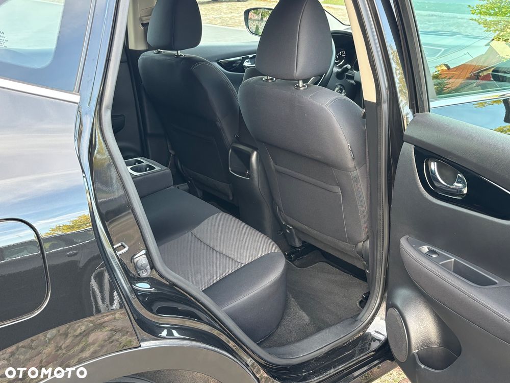 Nissan Qashqai 1.2 DIG-T N-Connecta - 22