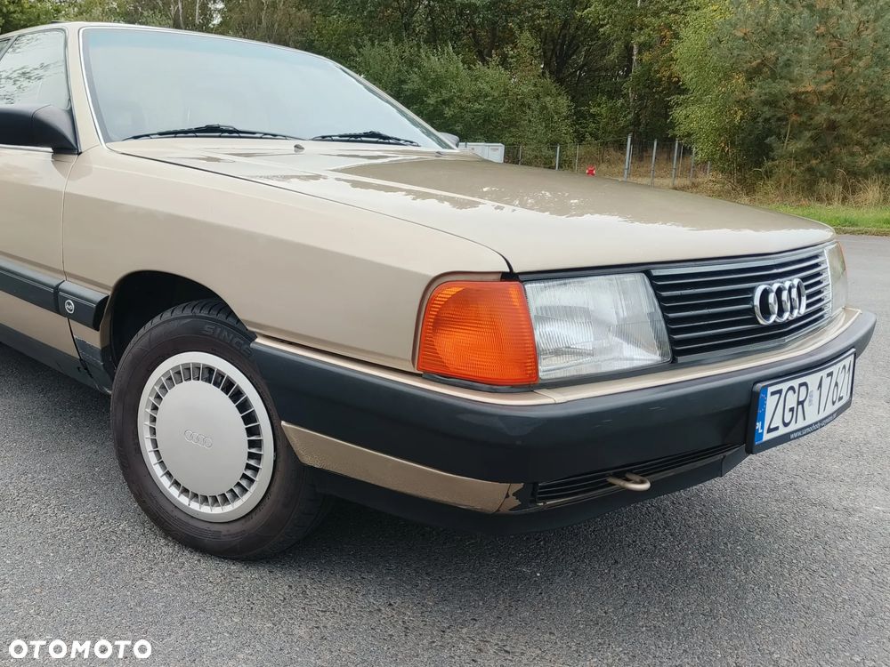 Audi 100 Avant 2.0 - 19