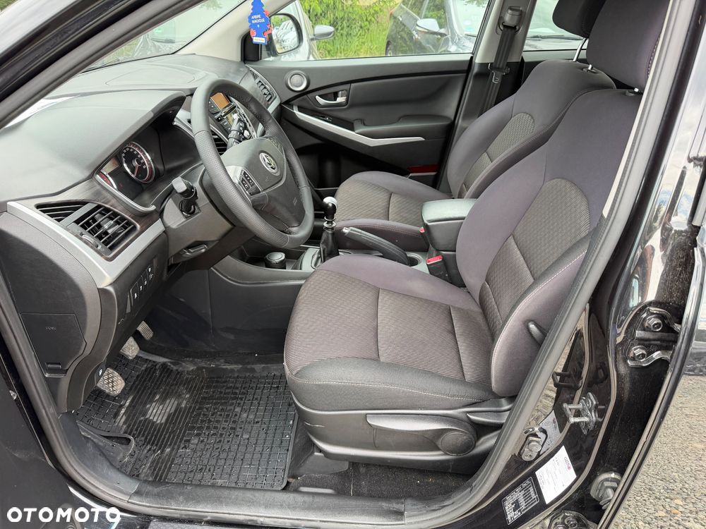 SsangYong/KGM Korando 2.0 e-XDi Quartz - 28