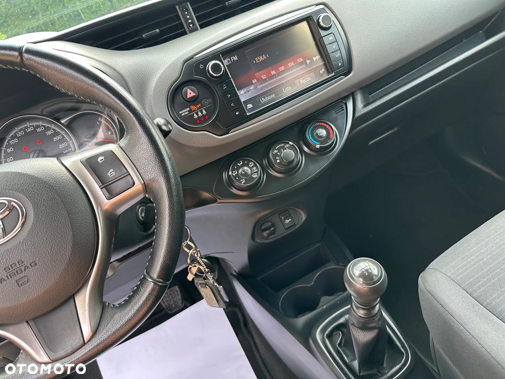 Toyota Yaris - 4
