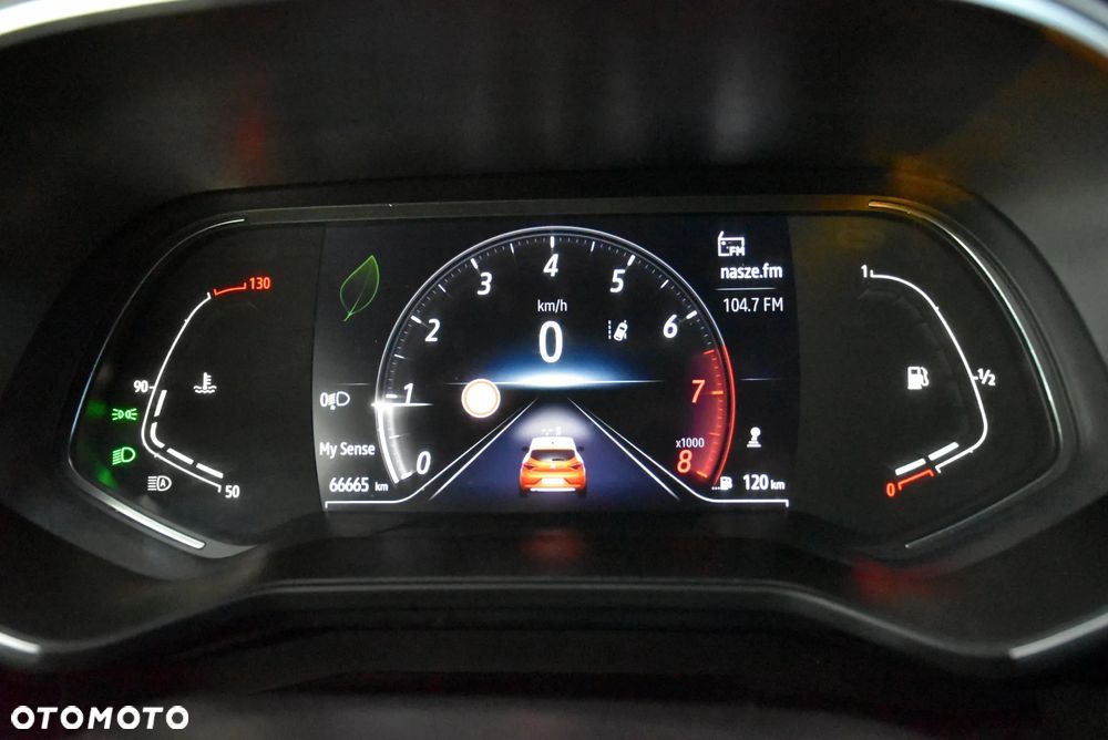 Renault Clio TCe 100 INTENS - 32