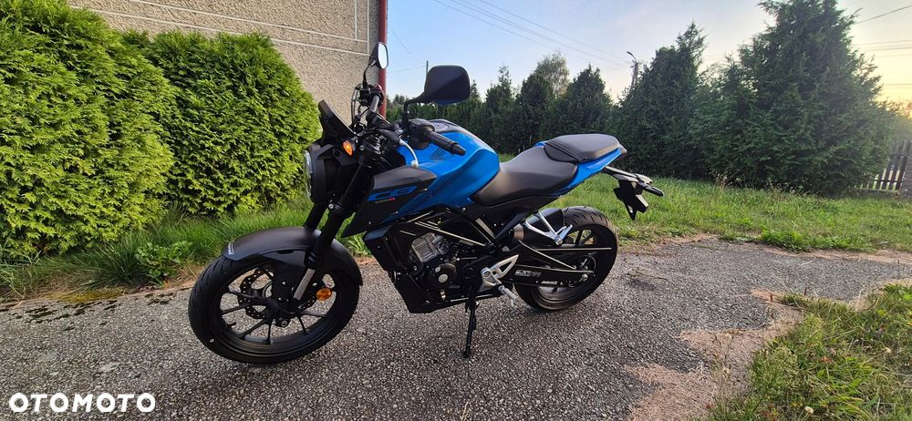 Honda CB - 9