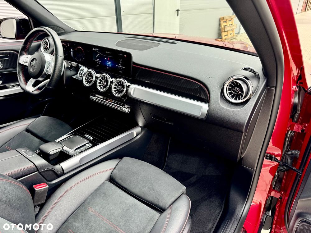 Mercedes-Benz GLB 200 d 8G-DCT AMG Line - 29