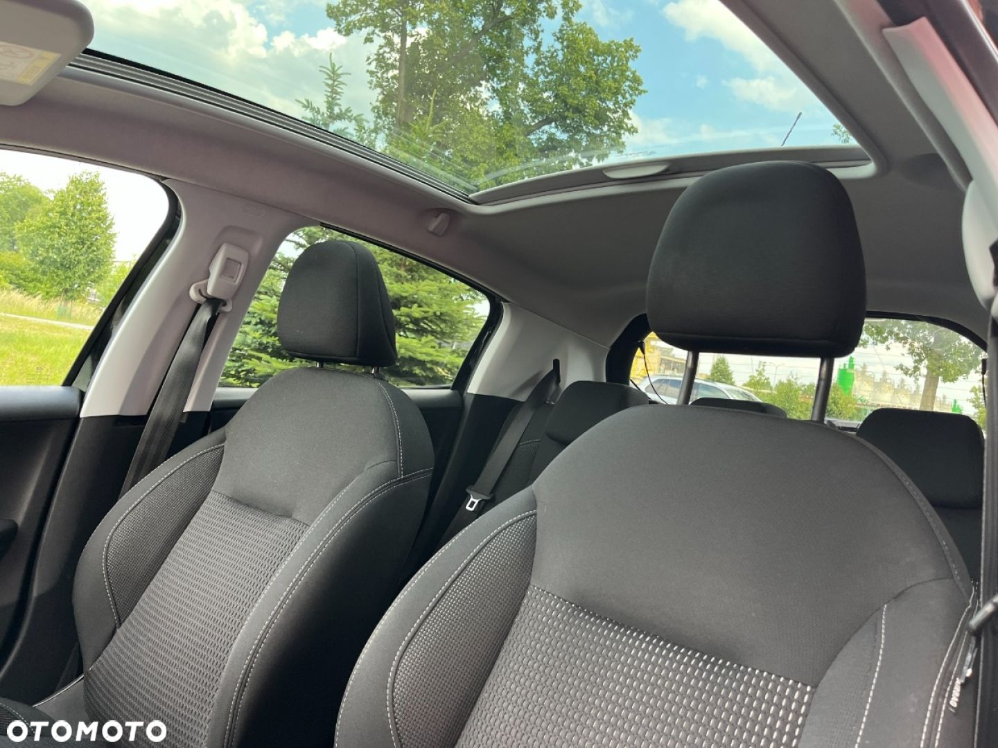 Peugeot 208 Blue-HDi 100 Stop&Start Style - 25