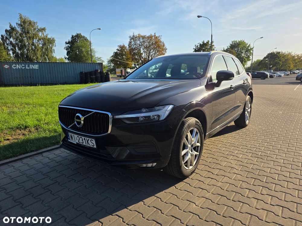 Volvo XC 60 B5 B AWD Momentum - 2
