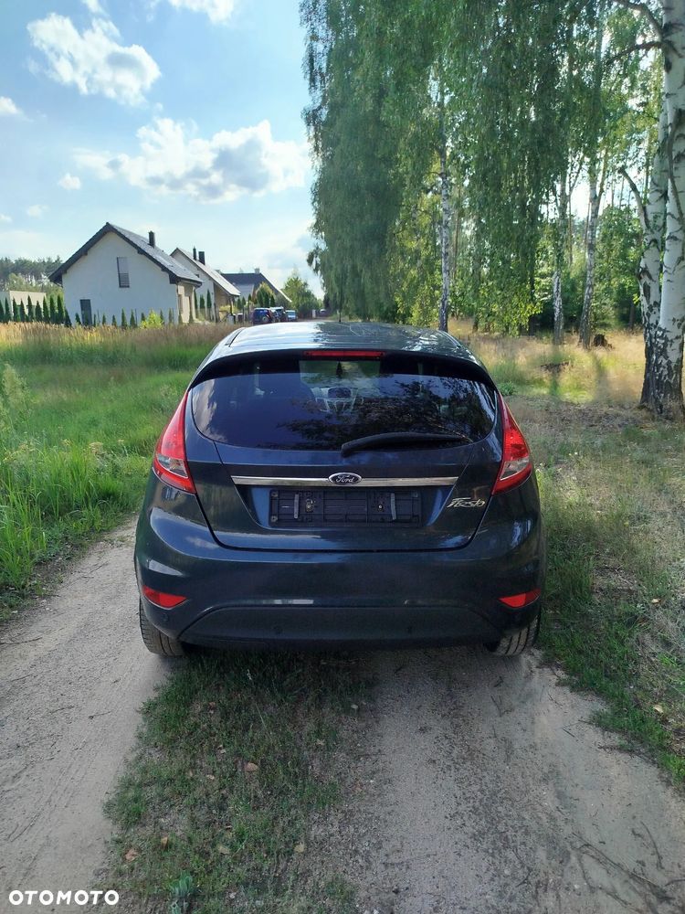 Ford Fiesta 1.6 TDCi Champions Edition - 4