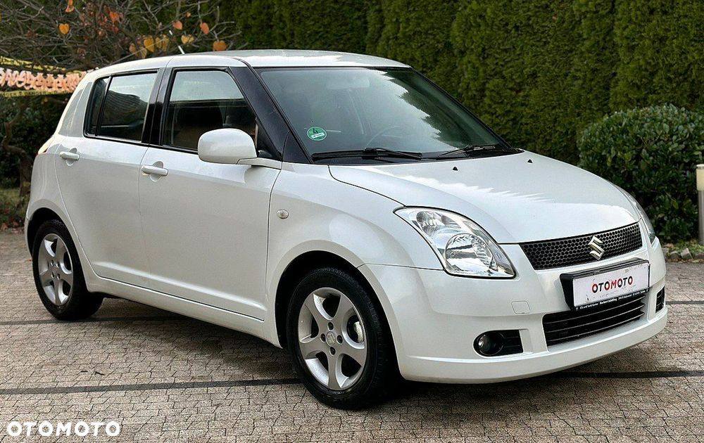 Suzuki Swift 1.3 Comfort dance - 11