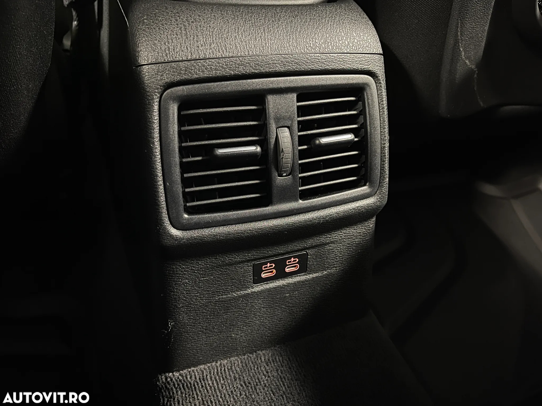 BMW X1 - 24