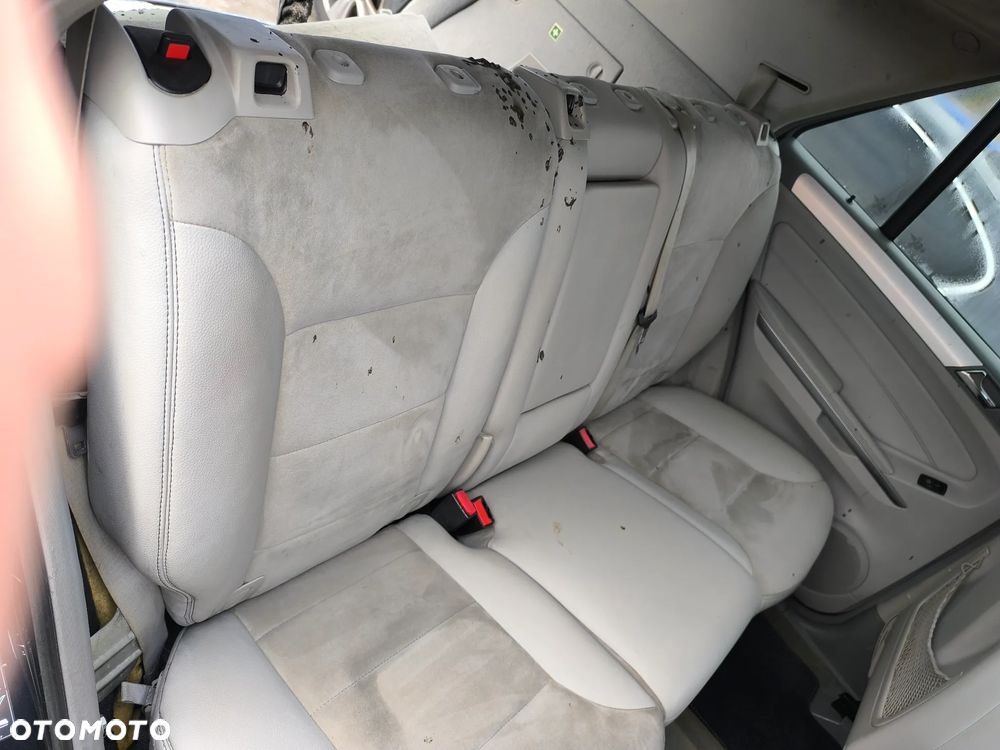Mercedes-Benz ML 350 CDI 4-Matic - 9
