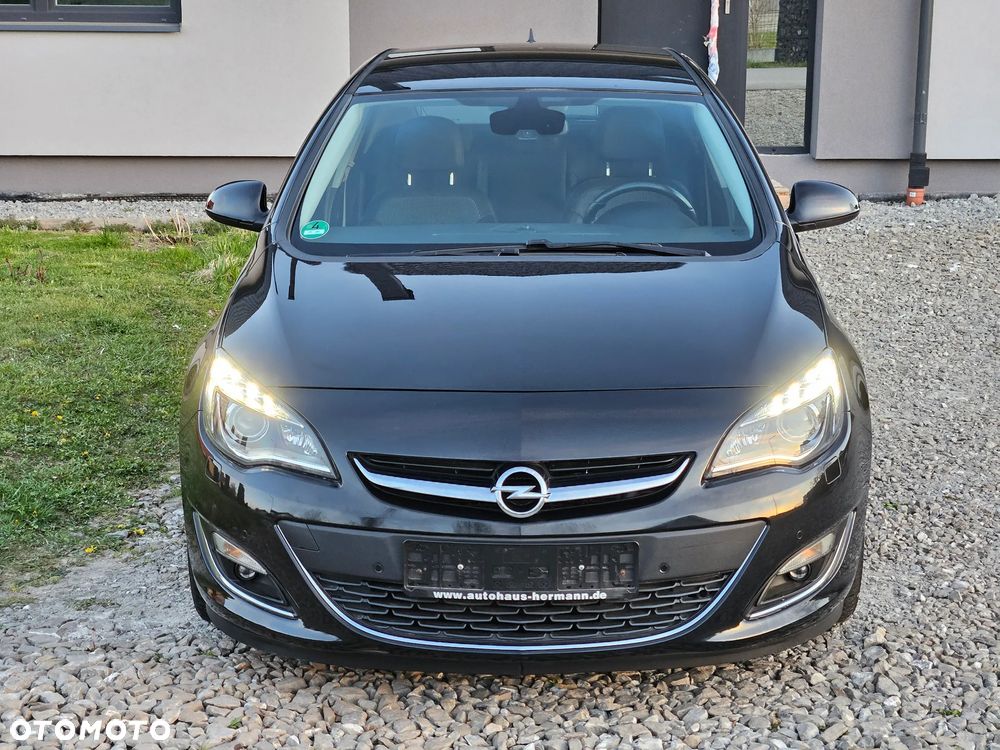Opel Astra 1.4 T Essentia - 37