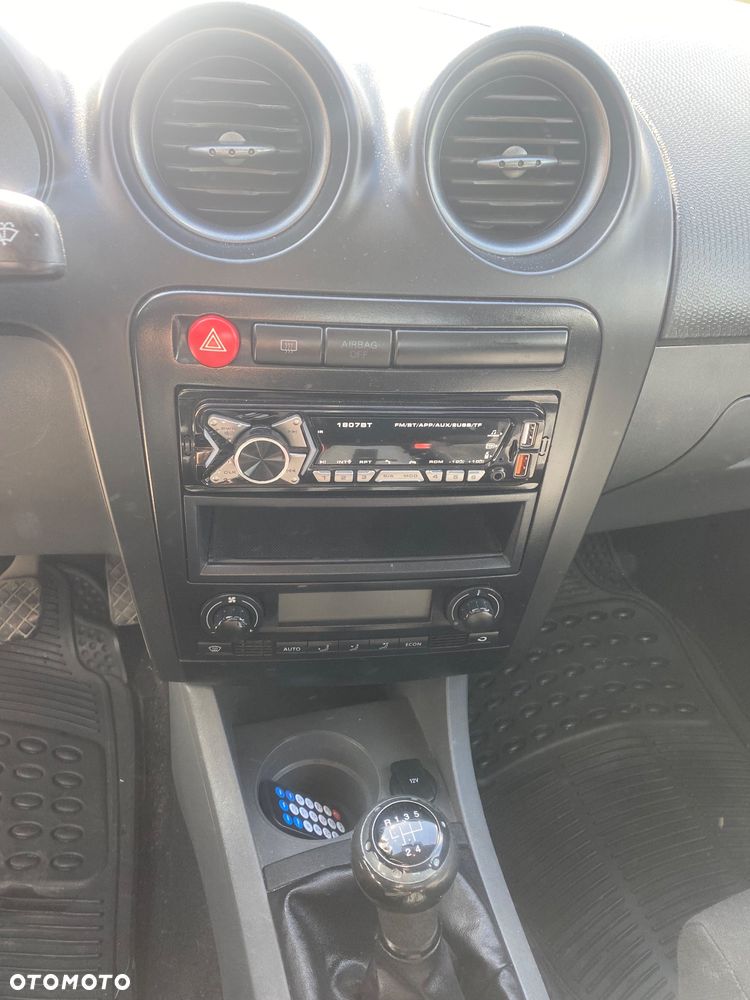 Seat Ibiza 1.4 16V Style - 9