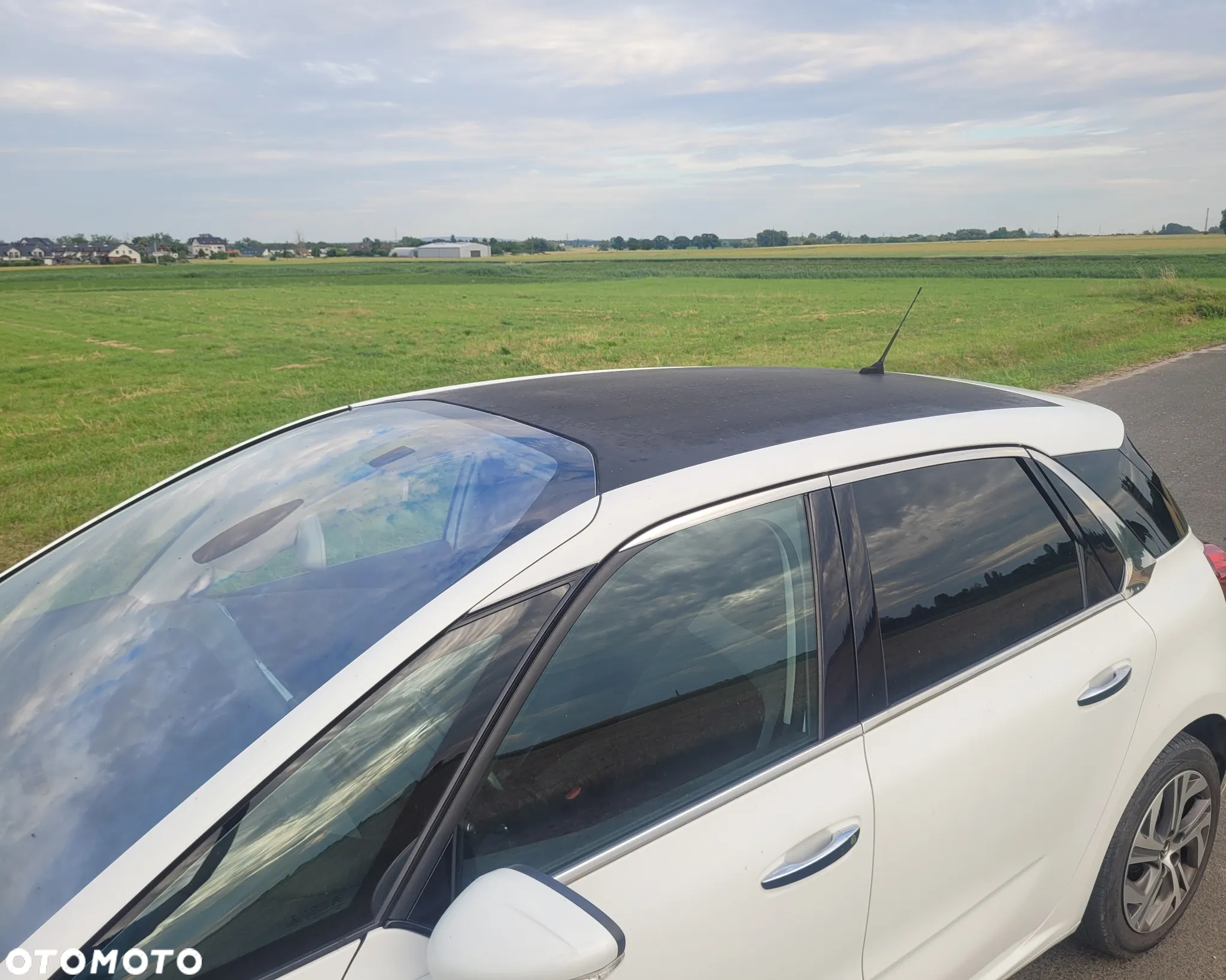 Citroën C4 Picasso - 12