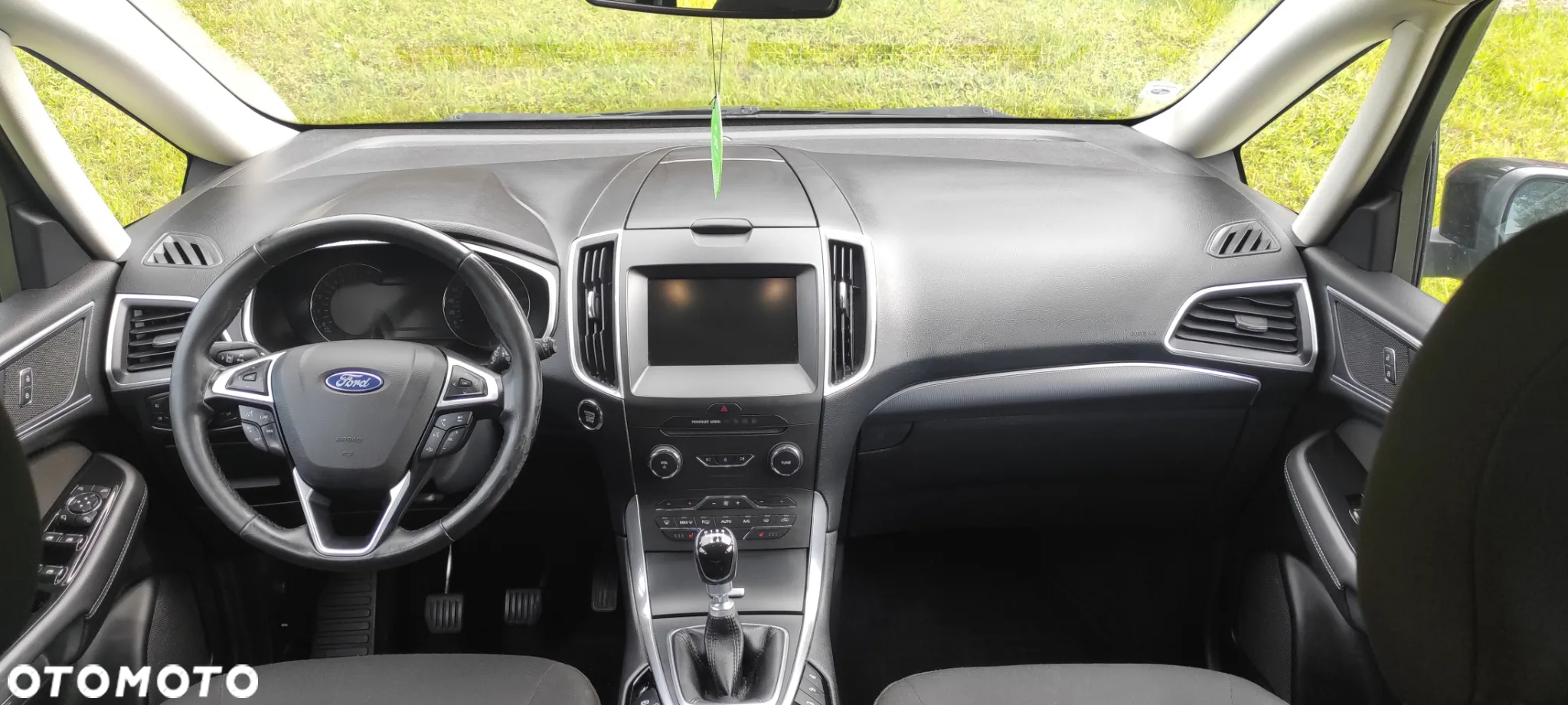 Ford Galaxy - 11