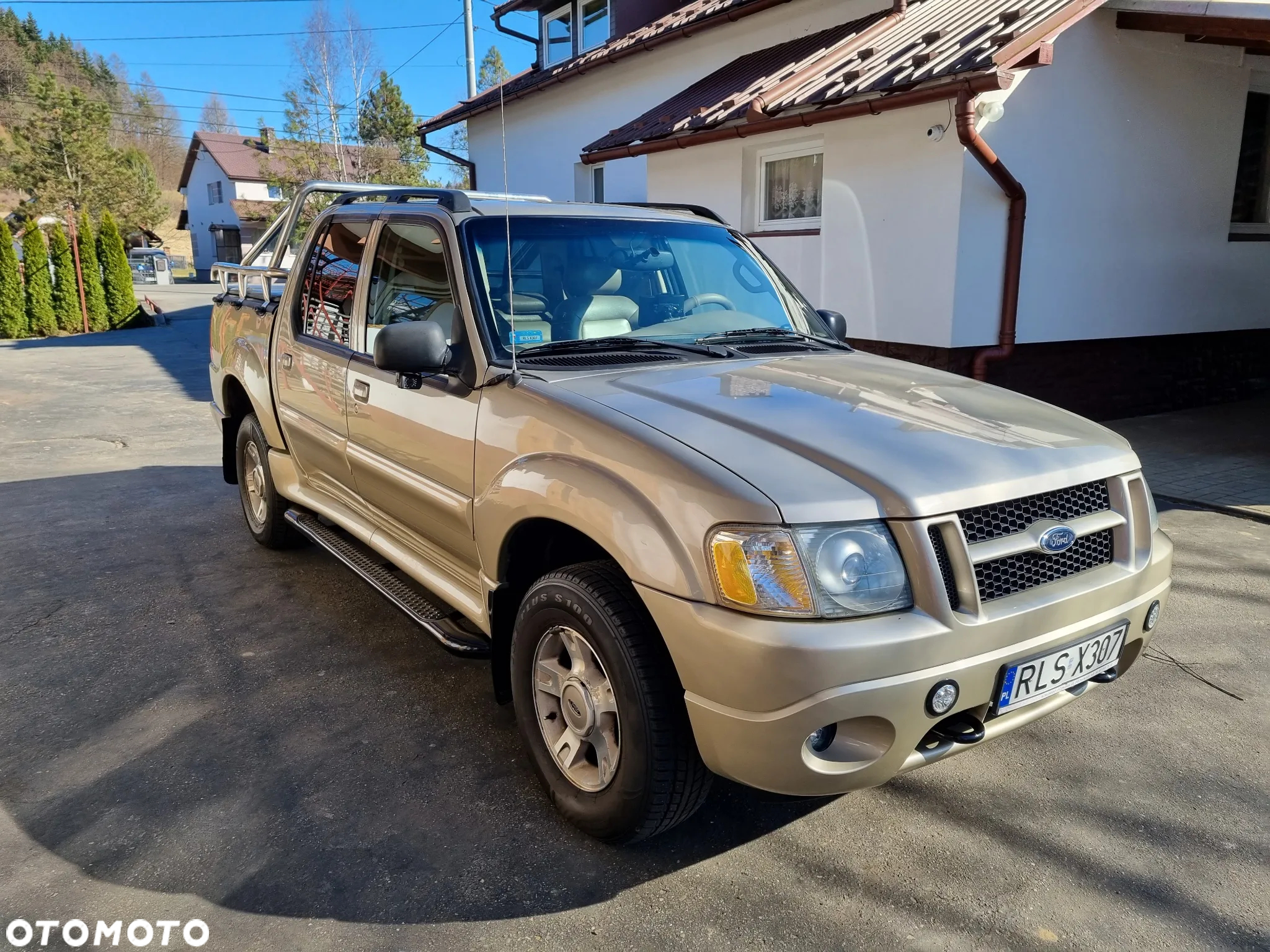 Ford Explorer 4.0 4WD - 6