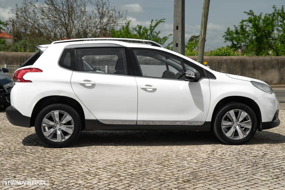 Peugeot 2008 1.2 VTi Allure - 6