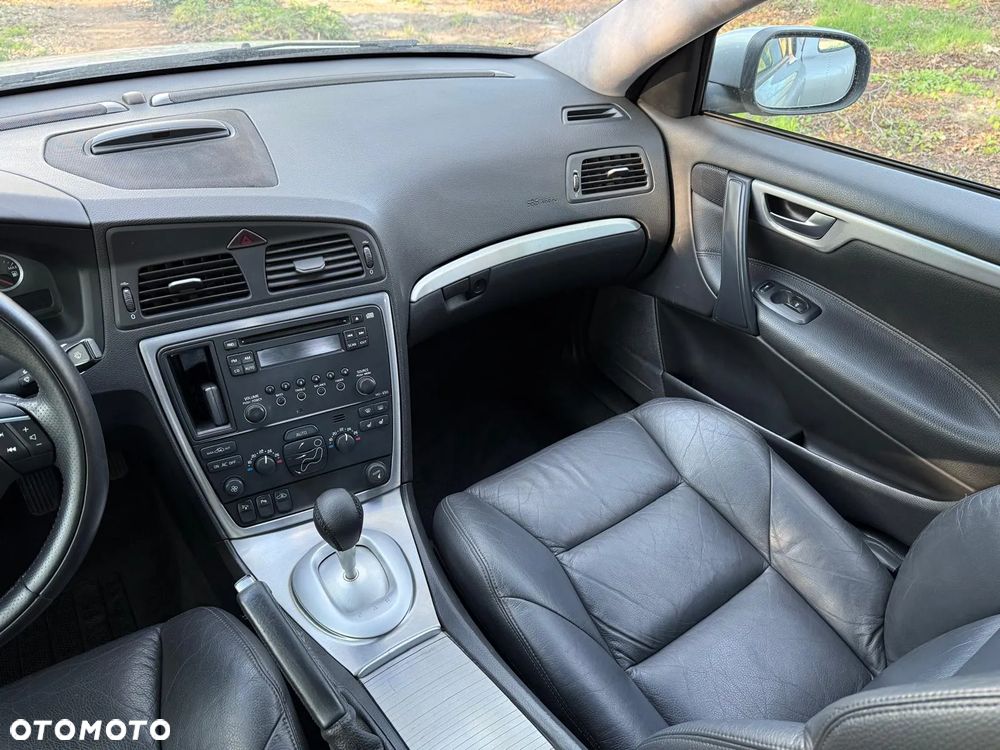 Volvo S60 2.4D Kinetic - 23