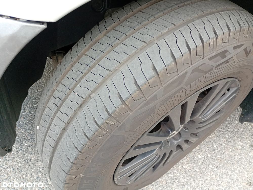 Mercedes-Benz VITO - 15