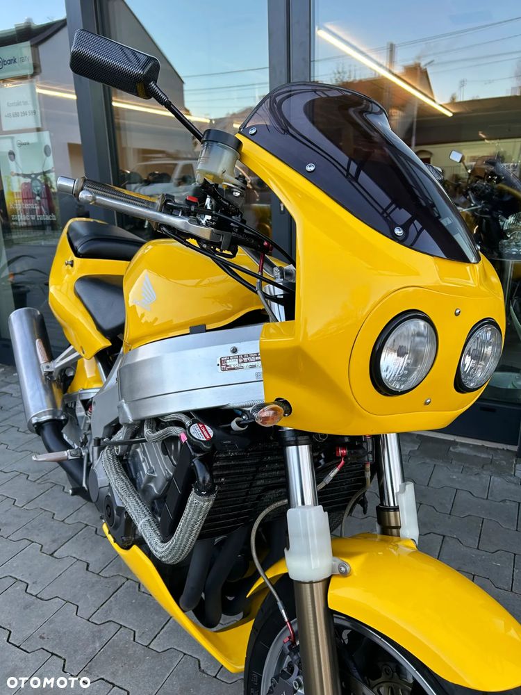 Honda CBR - 7