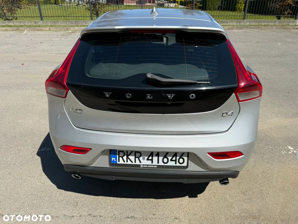 Volvo V40 D4 Drive-E Kinetic - 19