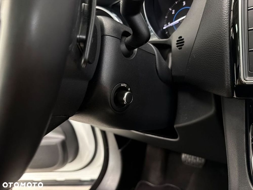 Jaguar F-Pace 2.0 i4D AWD Prestige - 30