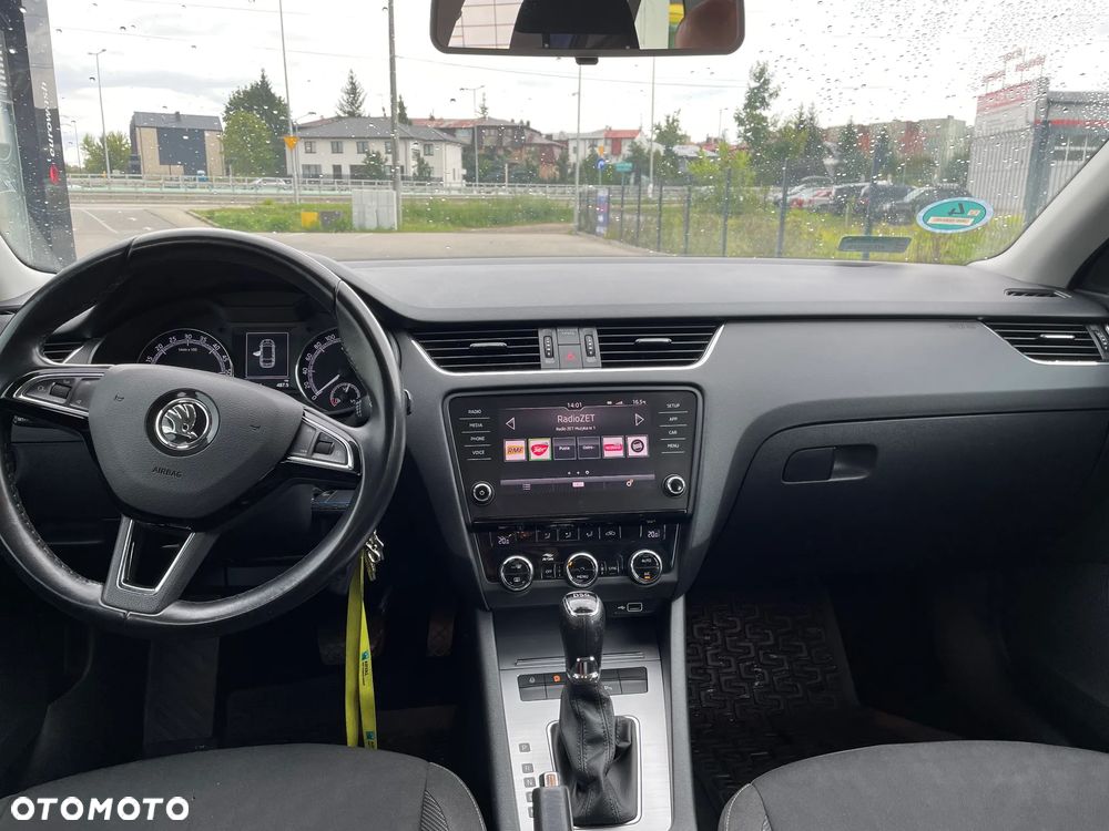 Skoda Octavia 2.0 TDI Ambition DSG - 11