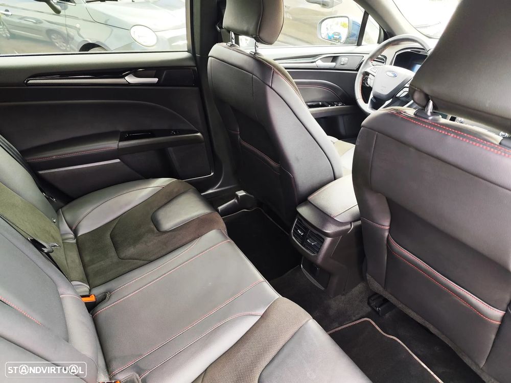 Ford Mondeo SW 2.0 HEV ST-Line - 18