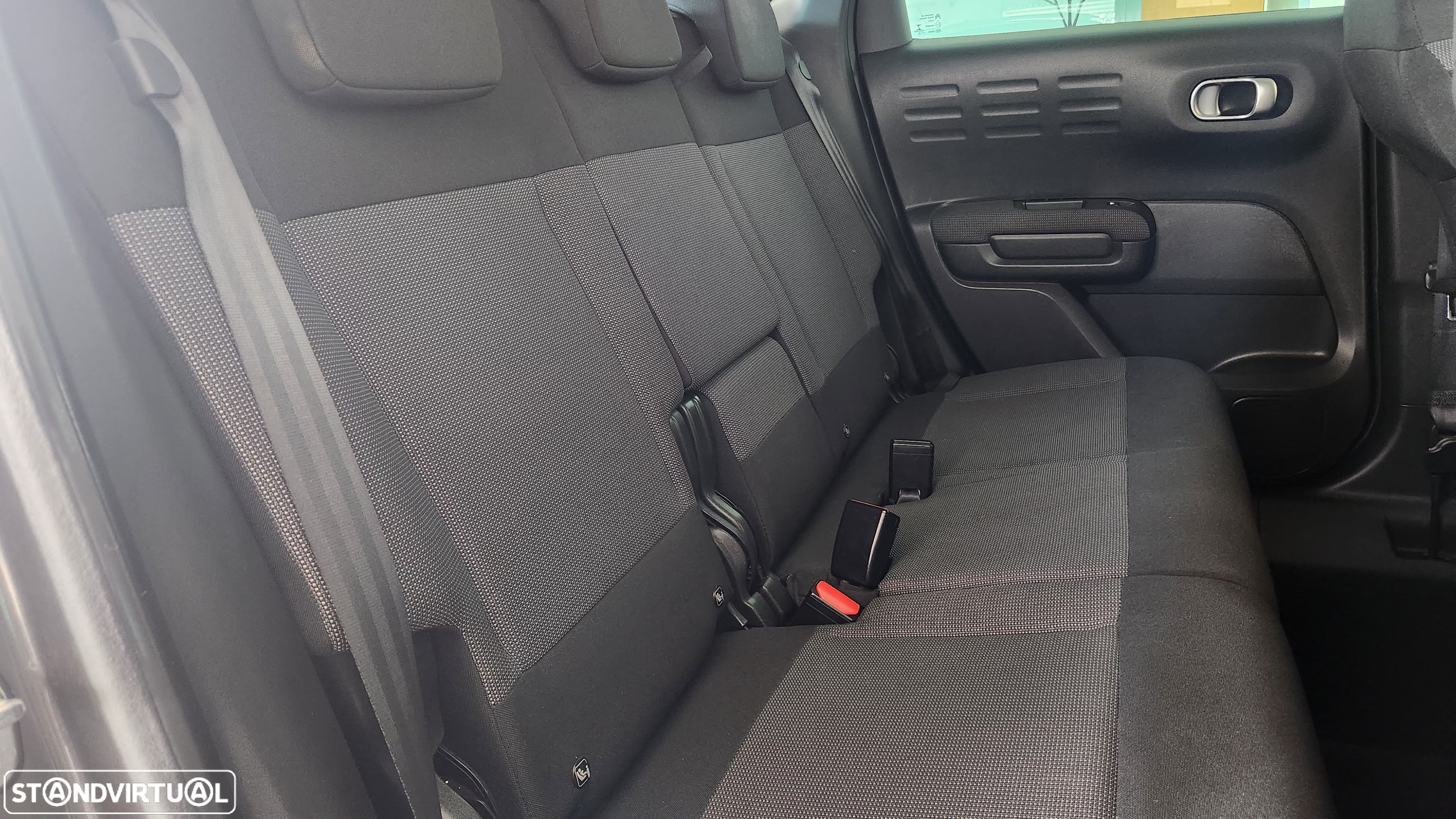 Citroën C3 Aircross 1.5 BlueHDi Shine S&S - 53